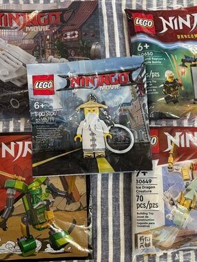 Bundle of sealed LEGO NINJAGO (4 polybags & 1 keychain) ALL UNOPENED/UNUSED